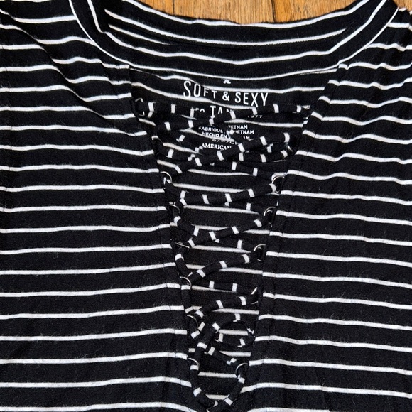 A&E Soft Sexy Tank Top Elegant Black and White‎ Striped Lace up front v size s - Picture 3 of 7